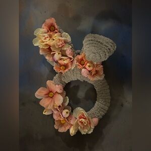 Floral Easter Bunny Wreath with Pink and Cream Flowers